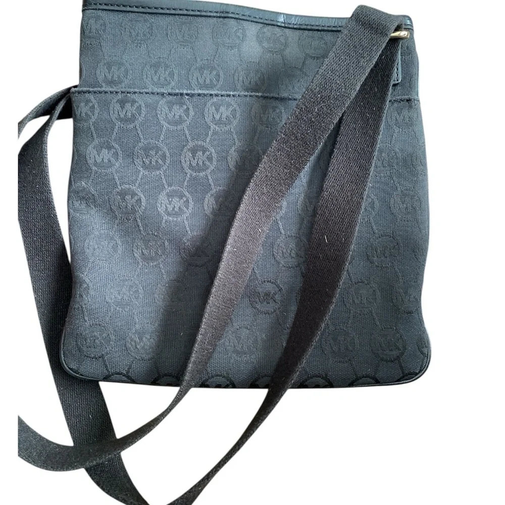 Michael Kors Black and Gold Messenger Bag